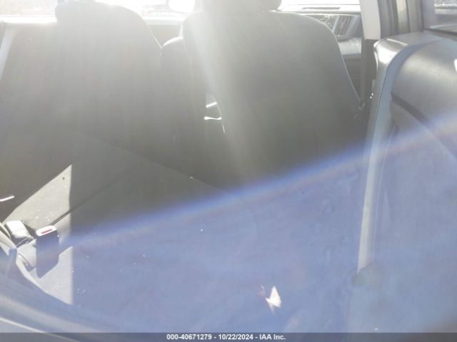 Photo 7 VIN: JTMZFREV6JJ180322 - TOYOTA RAV4 