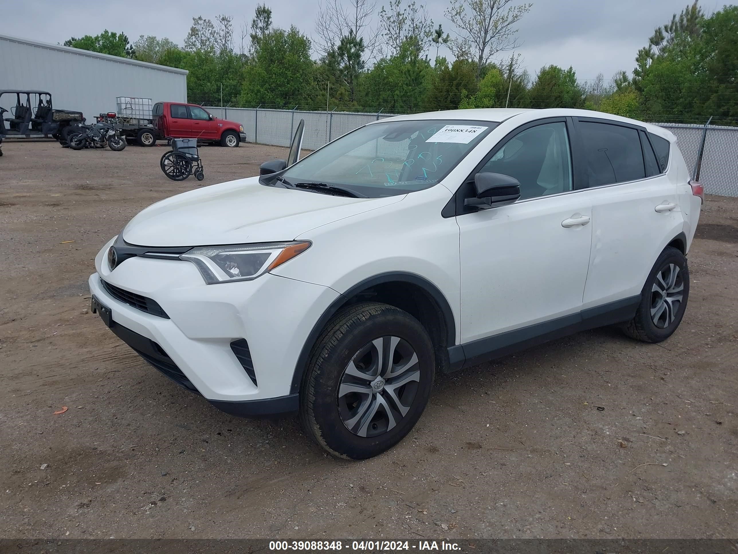 Photo 1 VIN: JTMZFREV6JJ733678 - TOYOTA RAV 4 