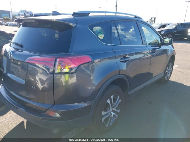 Photo 3 VIN: JTMZFREV6JJ742199 - TOYOTA RAV4 