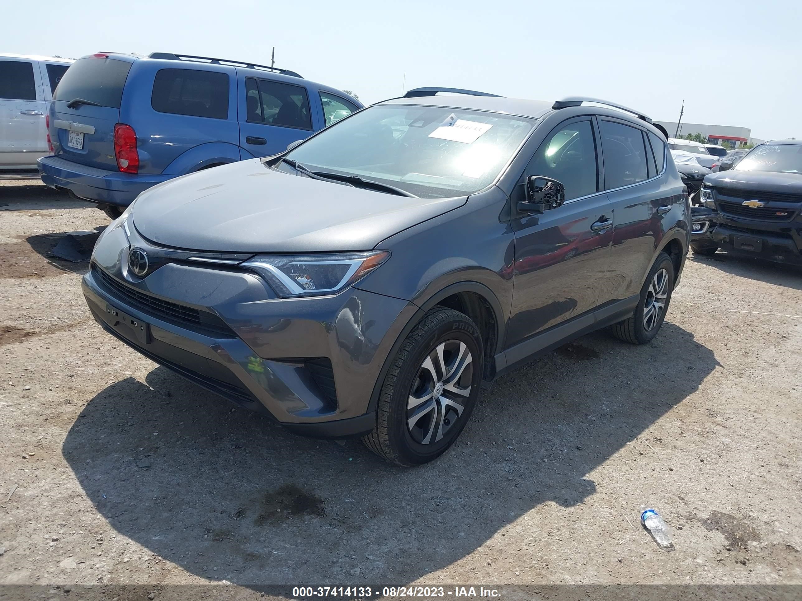 Photo 1 VIN: JTMZFREV7HJ129552 - TOYOTA RAV 4 