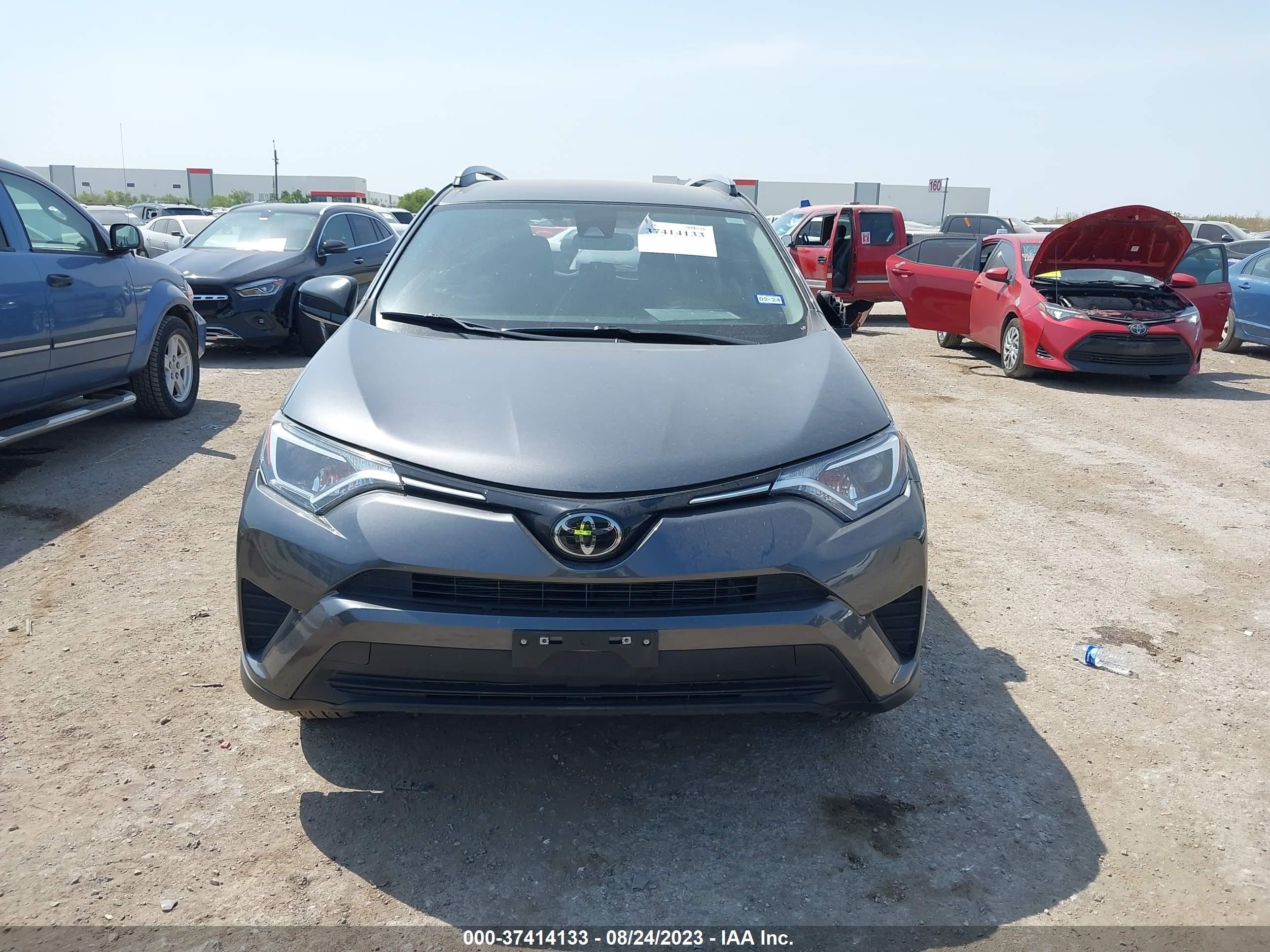 Photo 11 VIN: JTMZFREV7HJ129552 - TOYOTA RAV 4 