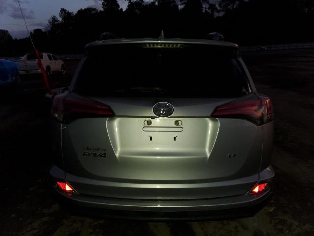 Photo 5 VIN: JTMZFREV7JD126042 - TOYOTA RAV4 LE 