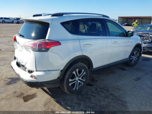 Photo 3 VIN: JTMZFREV7JJ208693 - TOYOTA RAV4 