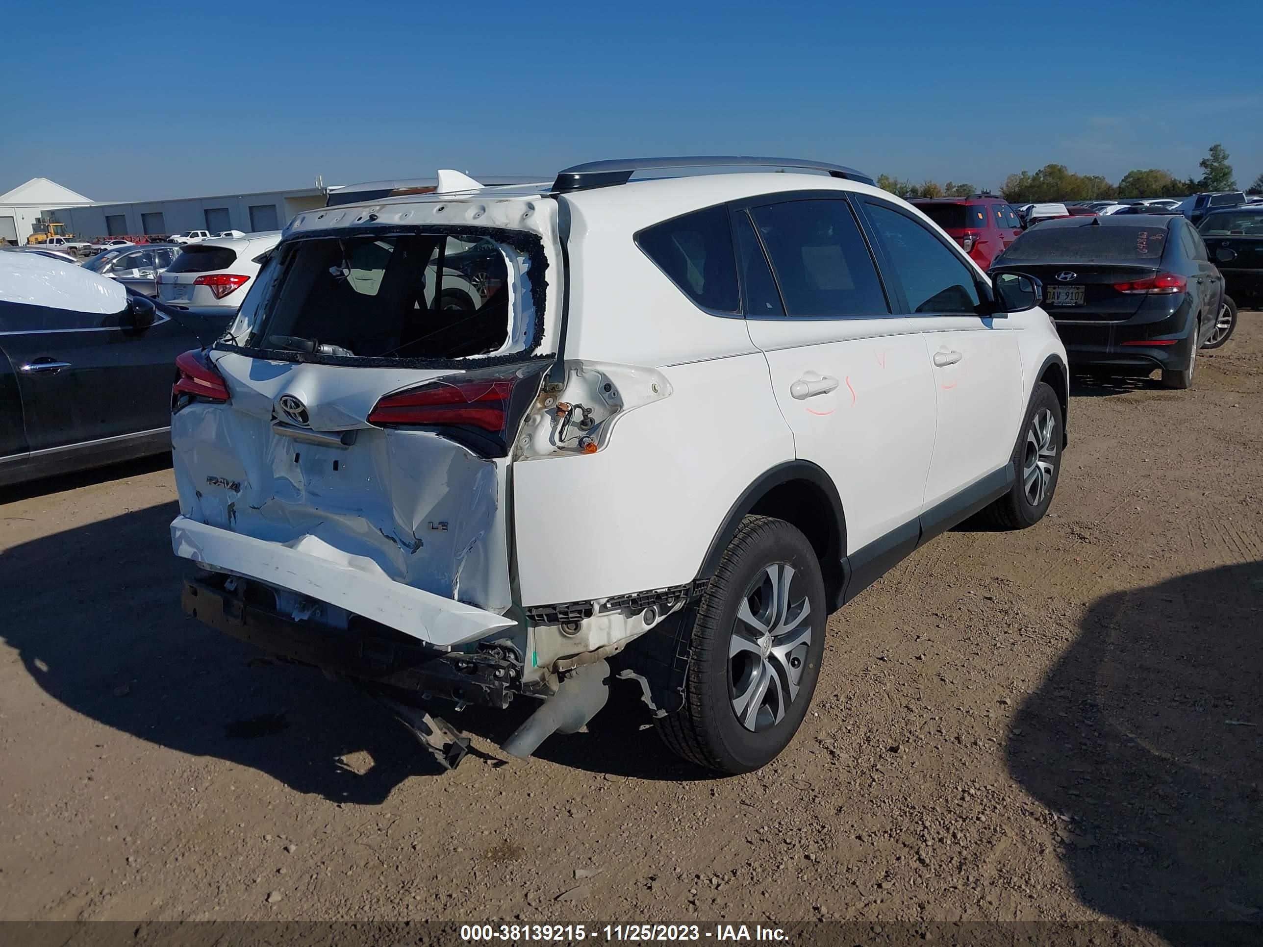 Photo 5 VIN: JTMZFREV7JJ730076 - TOYOTA RAV 4 