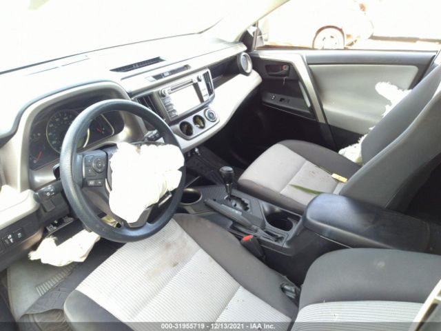 Photo 4 VIN: JTMZFREV8FJ040652 - TOYOTA RAV4 