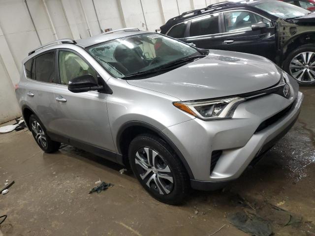 Photo 3 VIN: JTMZFREV8JJ184209 - TOYOTA RAV4 LE 