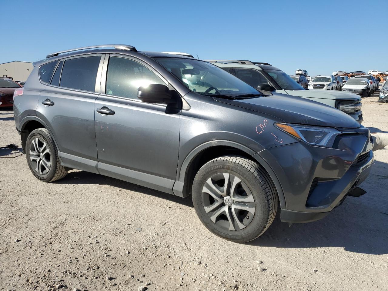 Photo 3 VIN: JTMZFREV8JJ731785 - TOYOTA RAV 4 