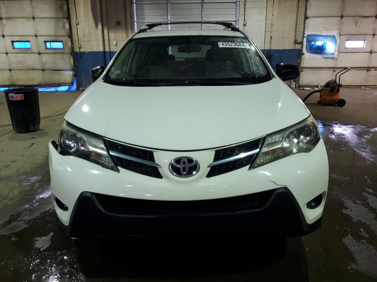 Photo 4 VIN: JTMZFREV9EJ002832 - TOYOTA RAV 4 