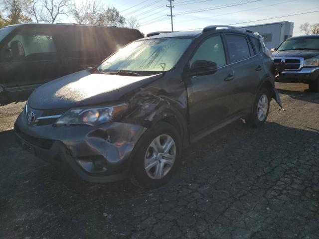 Photo 1 VIN: JTMZFREV9FJ031670 - TOYOTA RAV4 LE 