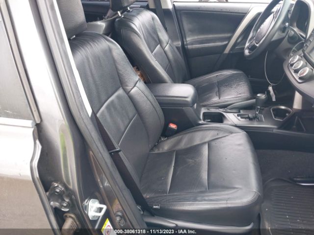 Photo 4 VIN: JTMZFREV9HJ107522 - TOYOTA RAV4 