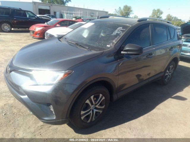 Photo 1 VIN: JTMZFREV9HJ709899 - TOYOTA RAV4 