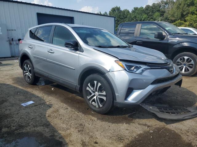 Photo 3 VIN: JTMZFREV9JD123241 - TOYOTA RAV4 LE 