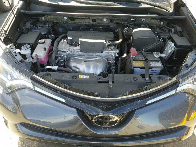 Photo 6 VIN: JTMZFREV9JJ209196 - TOYOTA RAV4 LE 