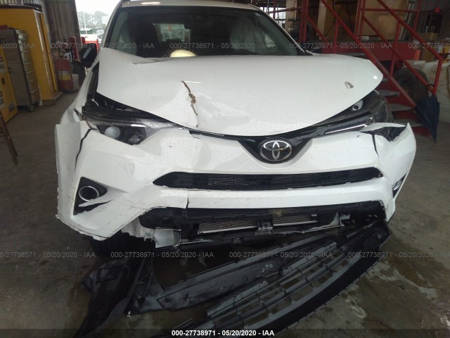 Photo 5 VIN: JTMZFREV9JJ736154 - TOYOTA RAV4 