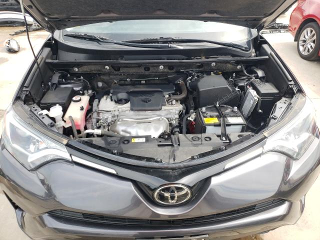 Photo 6 VIN: JTMZFREV9JJ740835 - TOYOTA RAV4 LE 