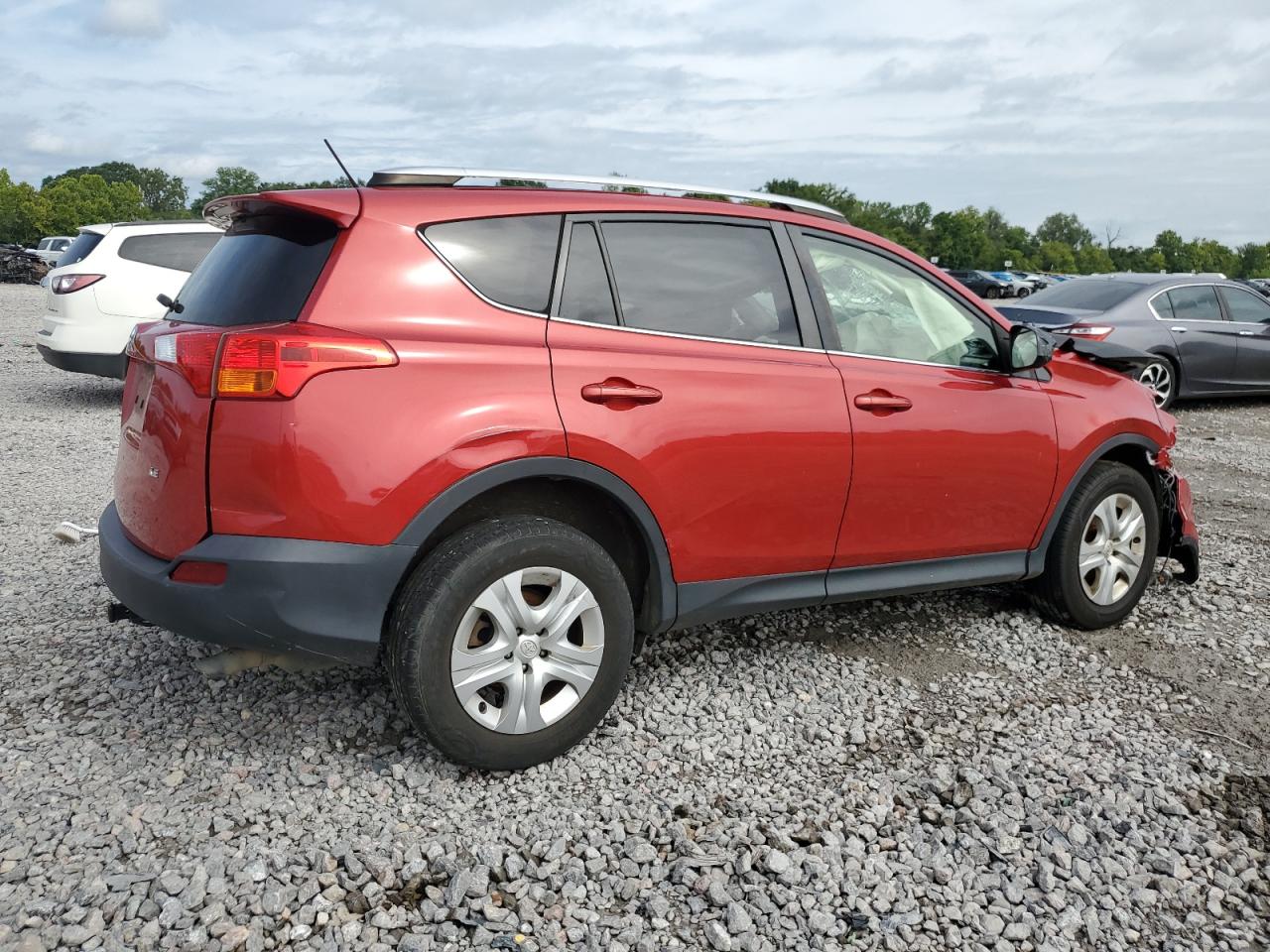 Photo 2 VIN: JTMZFREVXFJ025439 - TOYOTA RAV 4 