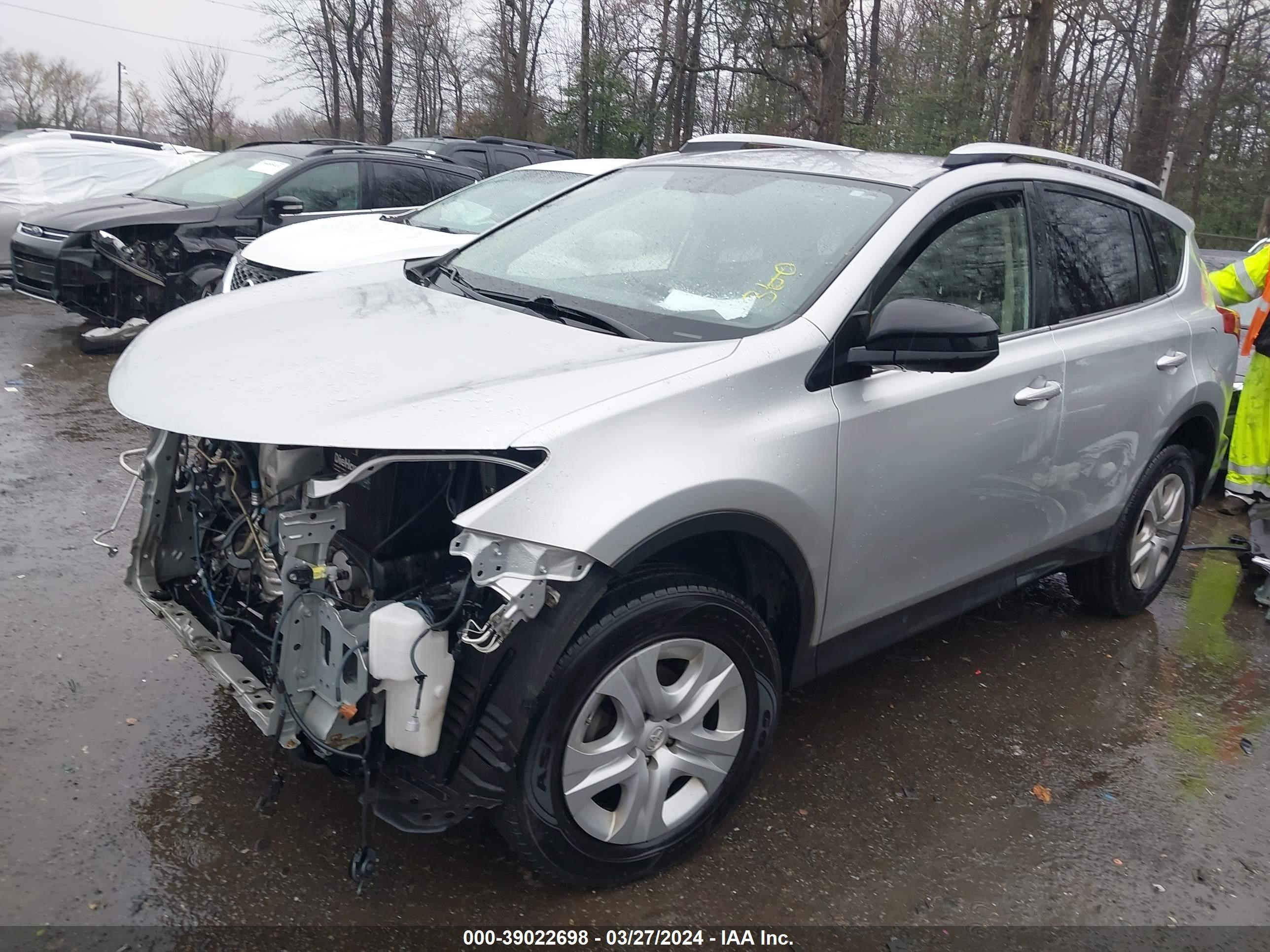 Photo 1 VIN: JTMZFREVXFJ055167 - TOYOTA RAV 4 