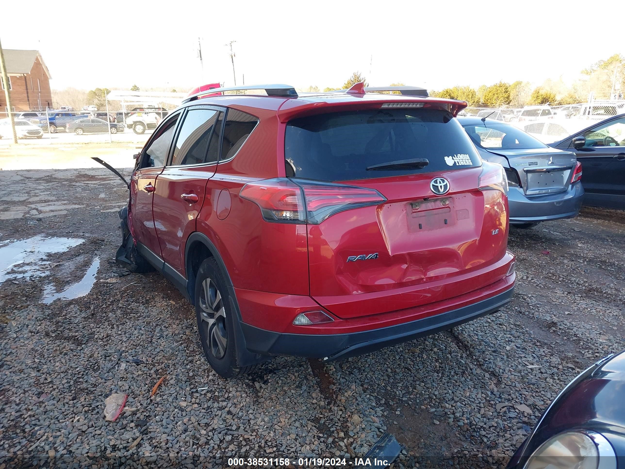 Photo 2 VIN: JTMZFREVXGJ100352 - TOYOTA RAV 4 