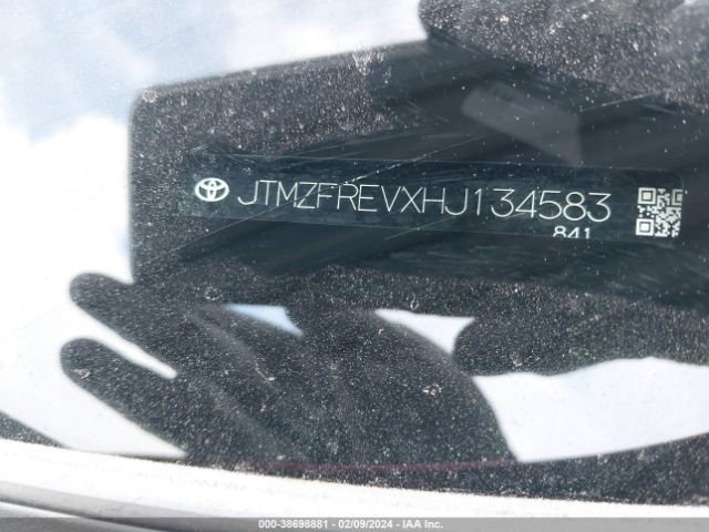 Photo 8 VIN: JTMZFREVXHJ134583 - TOYOTA RAV4 