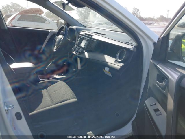 Photo 4 VIN: JTMZFREVXHJ148726 - TOYOTA RAV4 