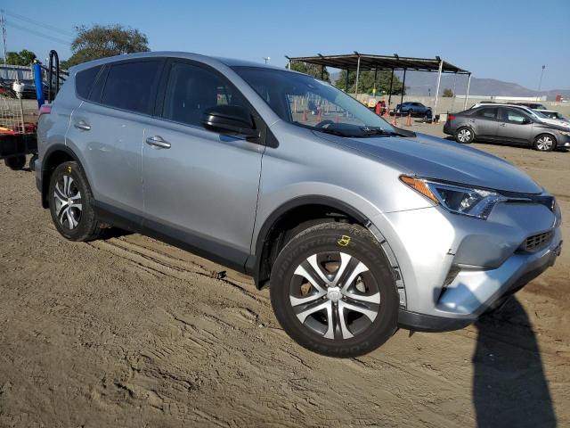 Photo 3 VIN: JTMZFREVXJJ161837 - TOYOTA RAV4 LE 