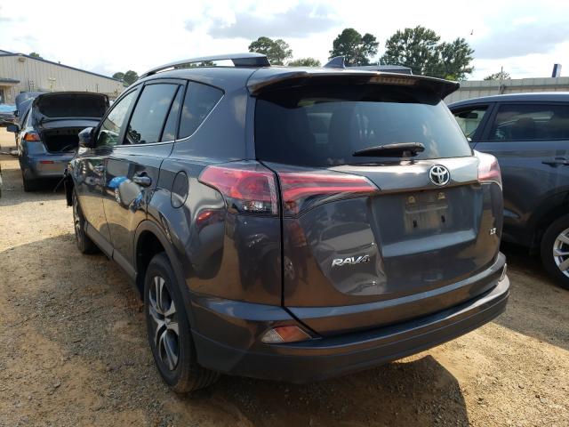 Photo 2 VIN: JTMZFREVXJJ751956 - TOYOTA RAV4 LE 