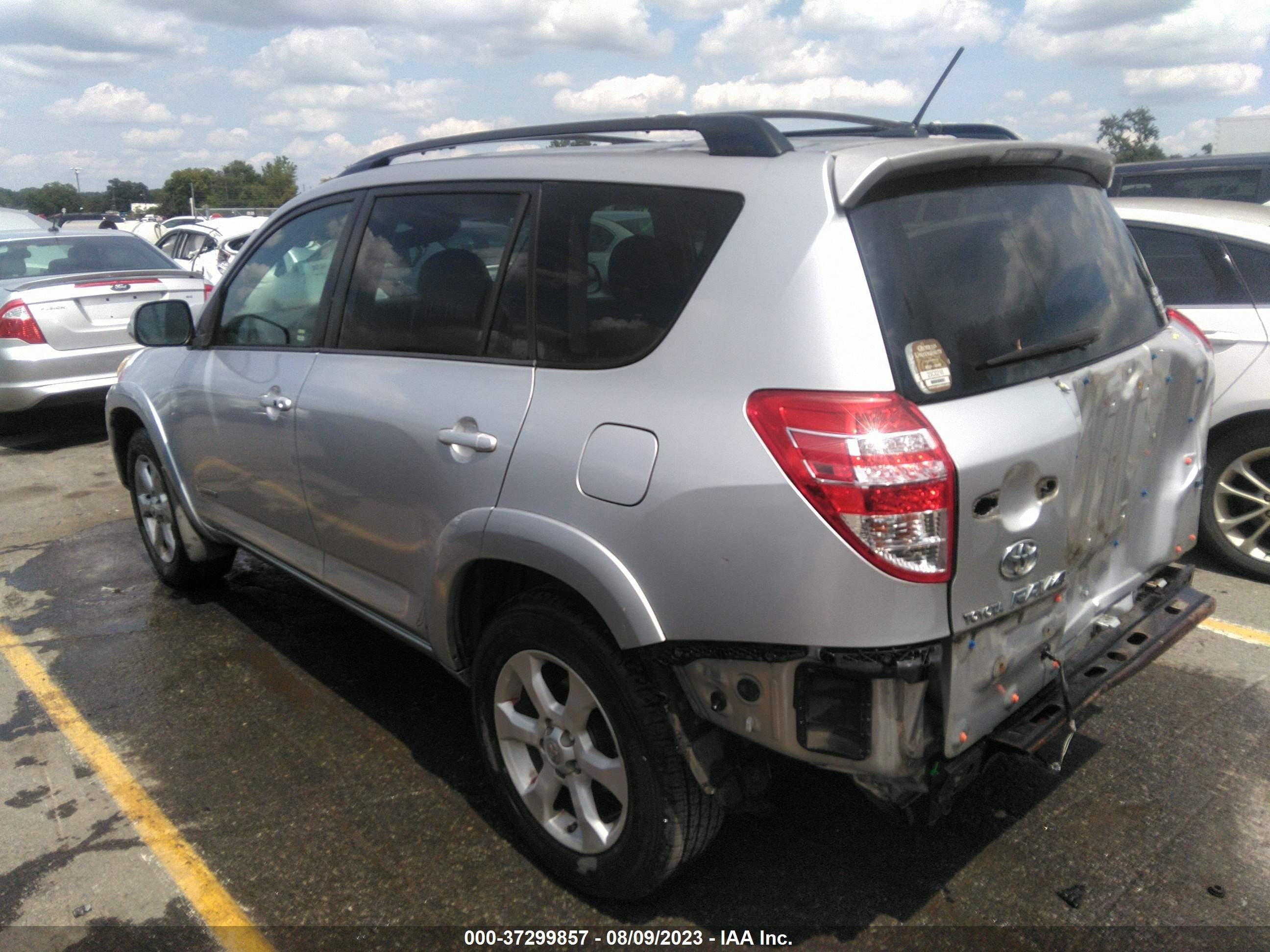 Photo 2 VIN: JTMZK31V19D000396 - TOYOTA RAV 4 