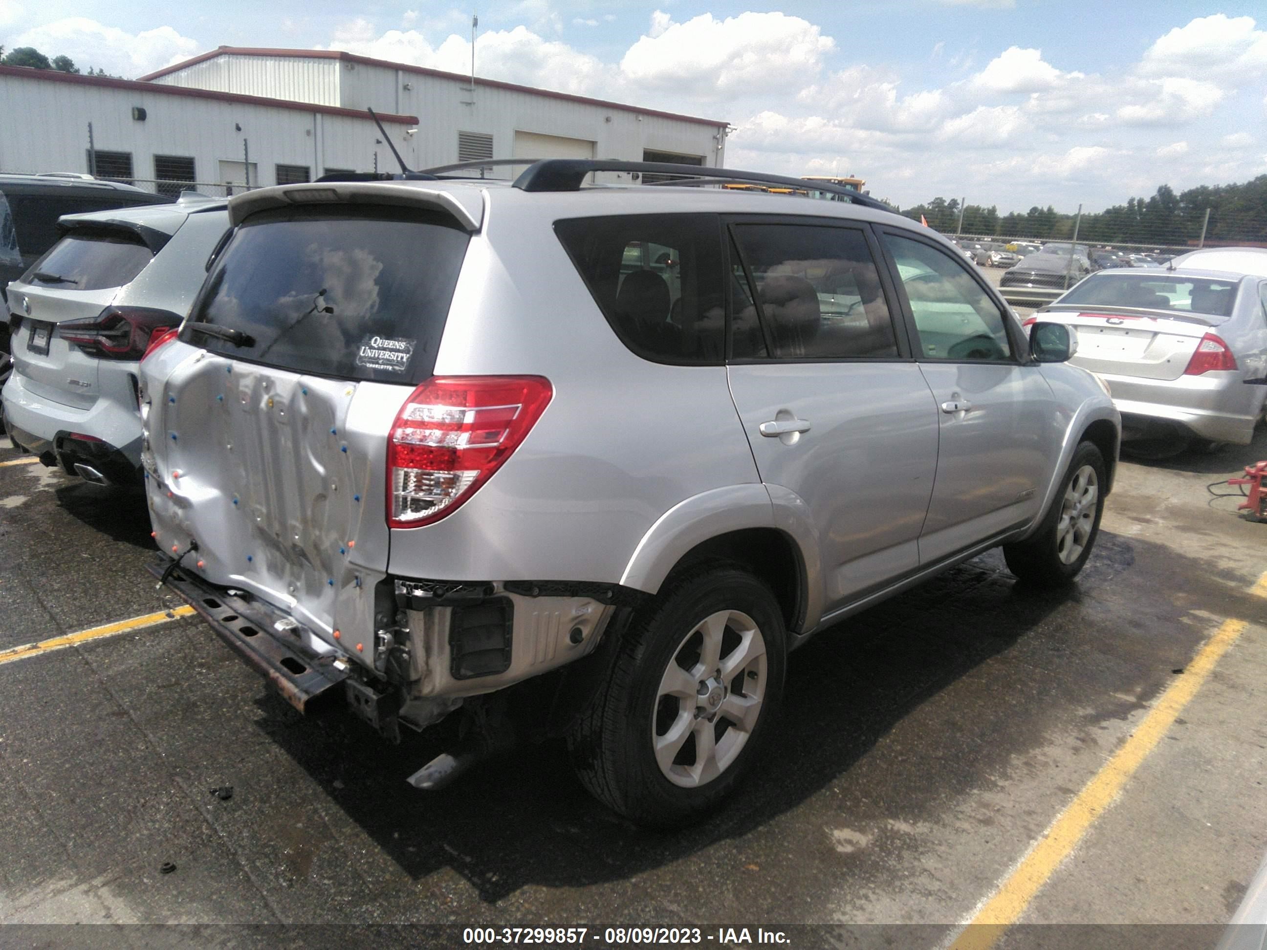 Photo 3 VIN: JTMZK31V19D000396 - TOYOTA RAV 4 