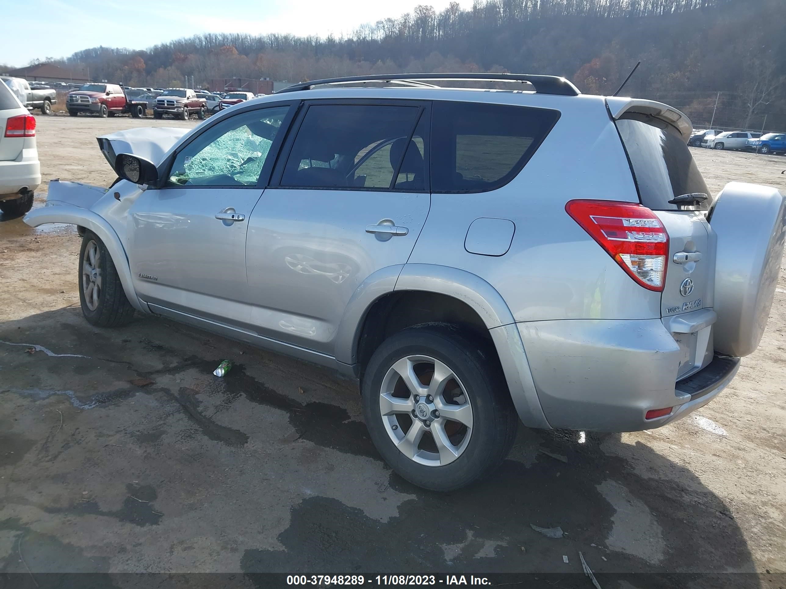 Photo 2 VIN: JTMZK31V99D002848 - TOYOTA RAV 4 