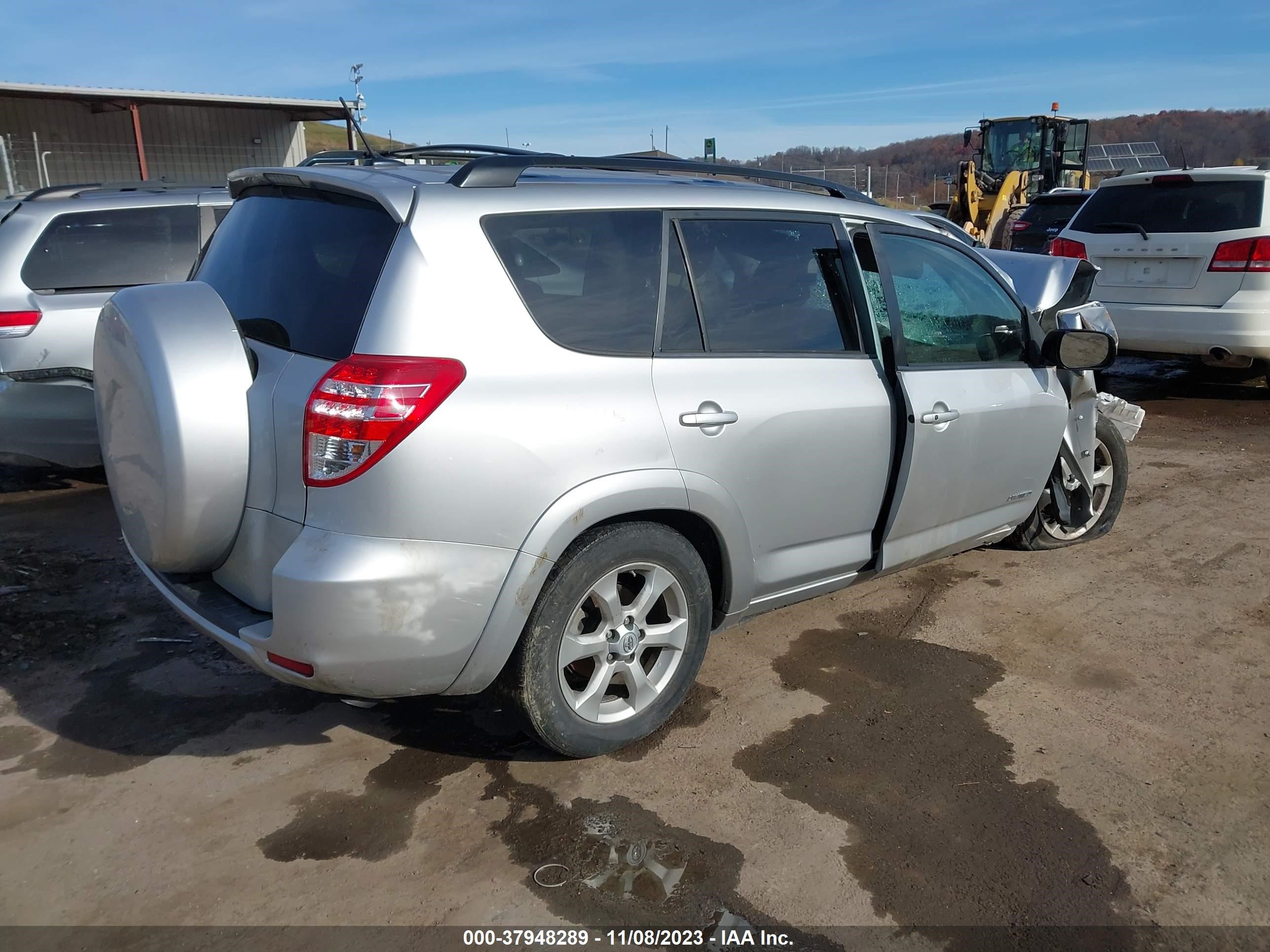 Photo 3 VIN: JTMZK31V99D002848 - TOYOTA RAV 4 