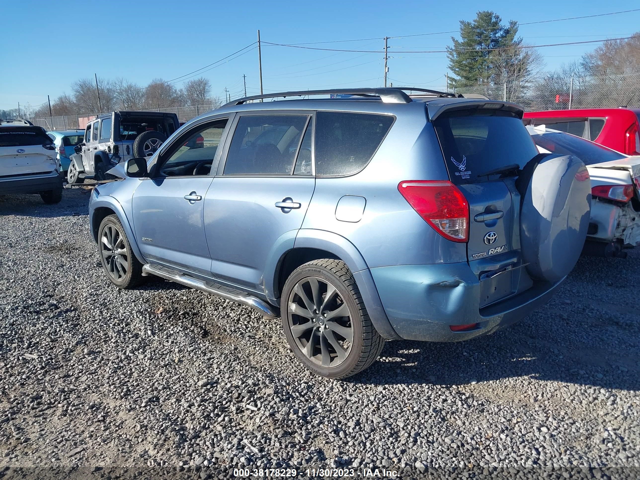 Photo 2 VIN: JTMZK32V865005325 - TOYOTA RAV 4 