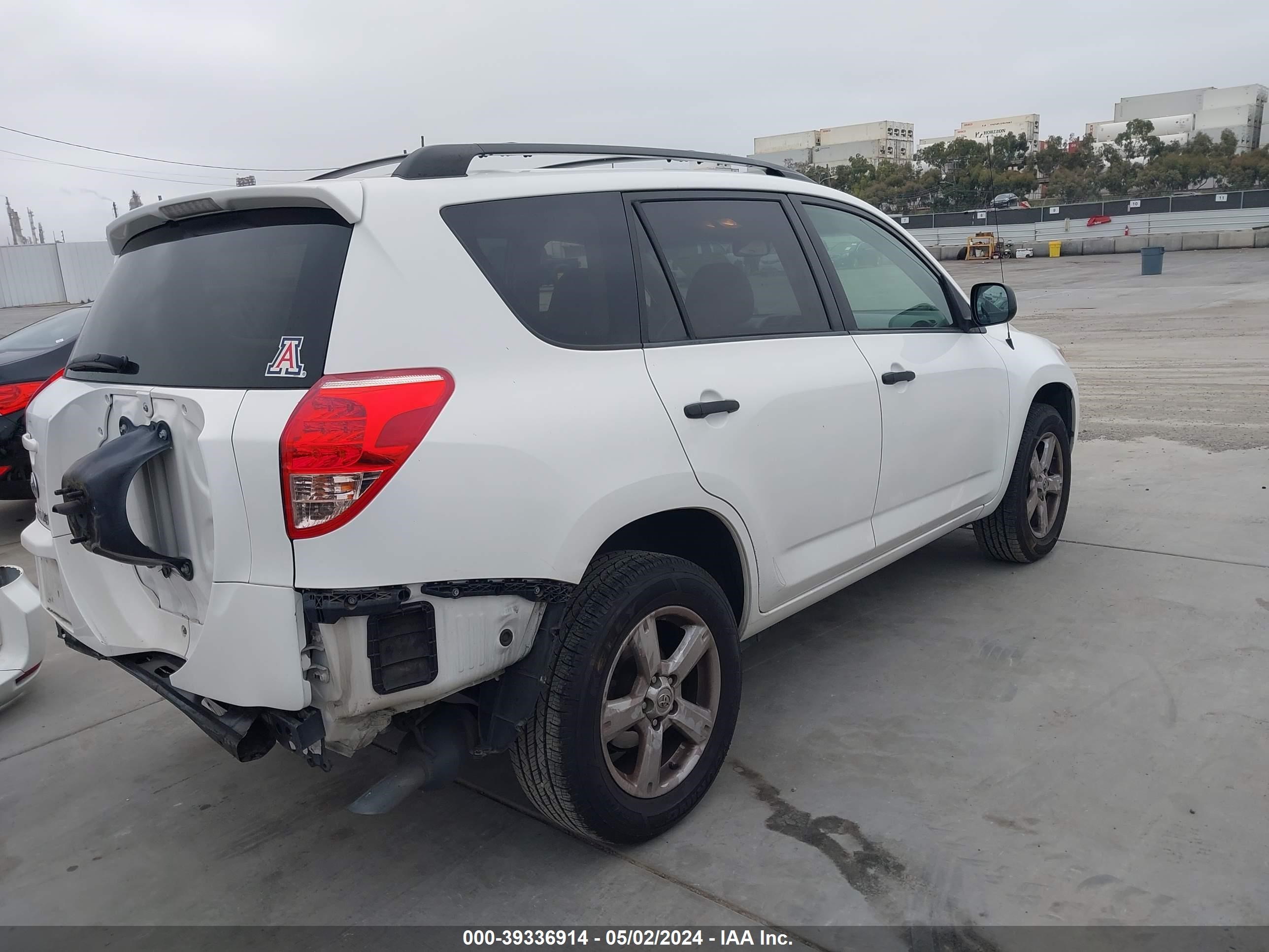 Photo 3 VIN: JTMZK33V086013429 - TOYOTA RAV 4 