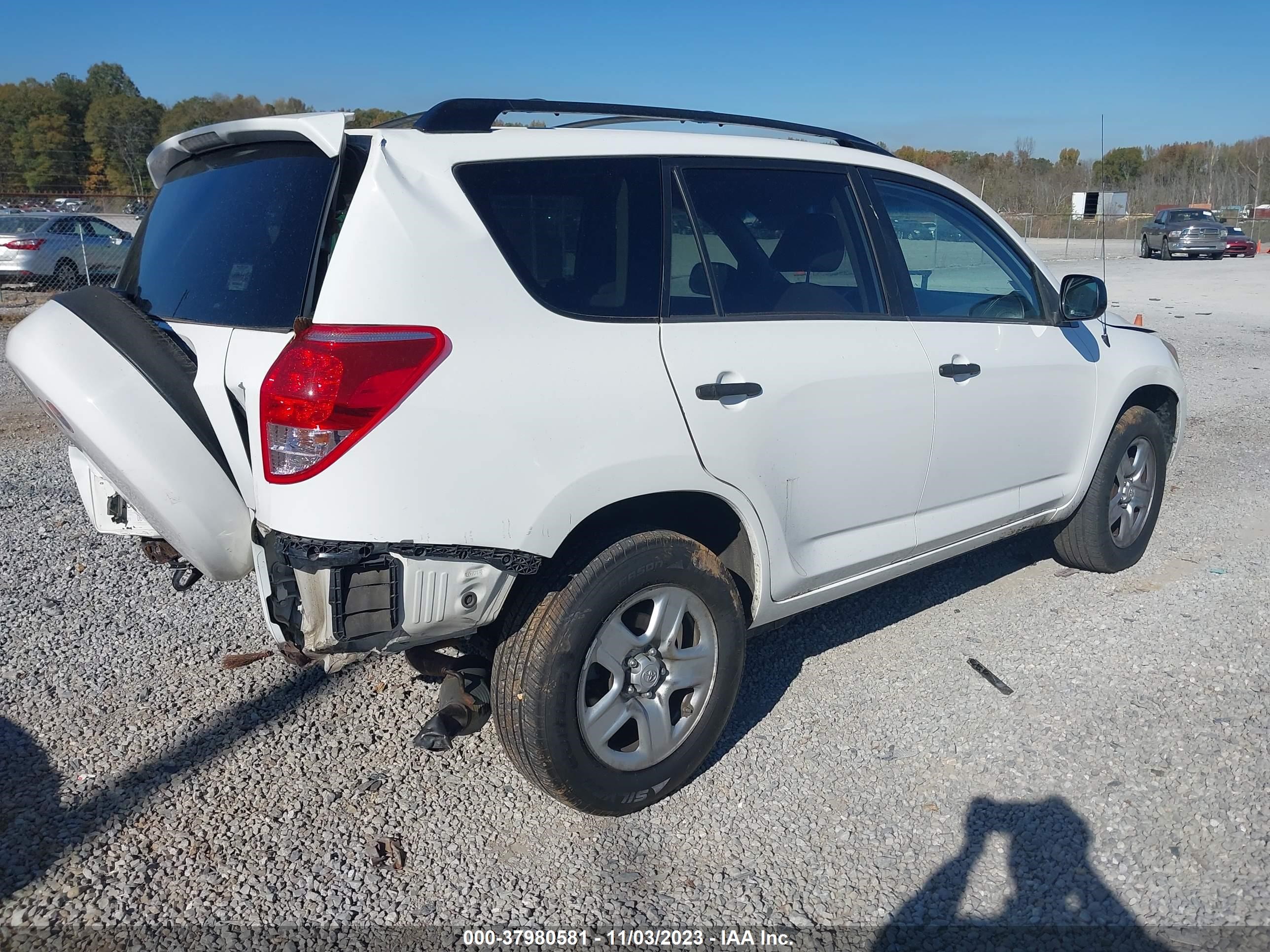 Photo 3 VIN: JTMZK33V265002905 - TOYOTA RAV 4 