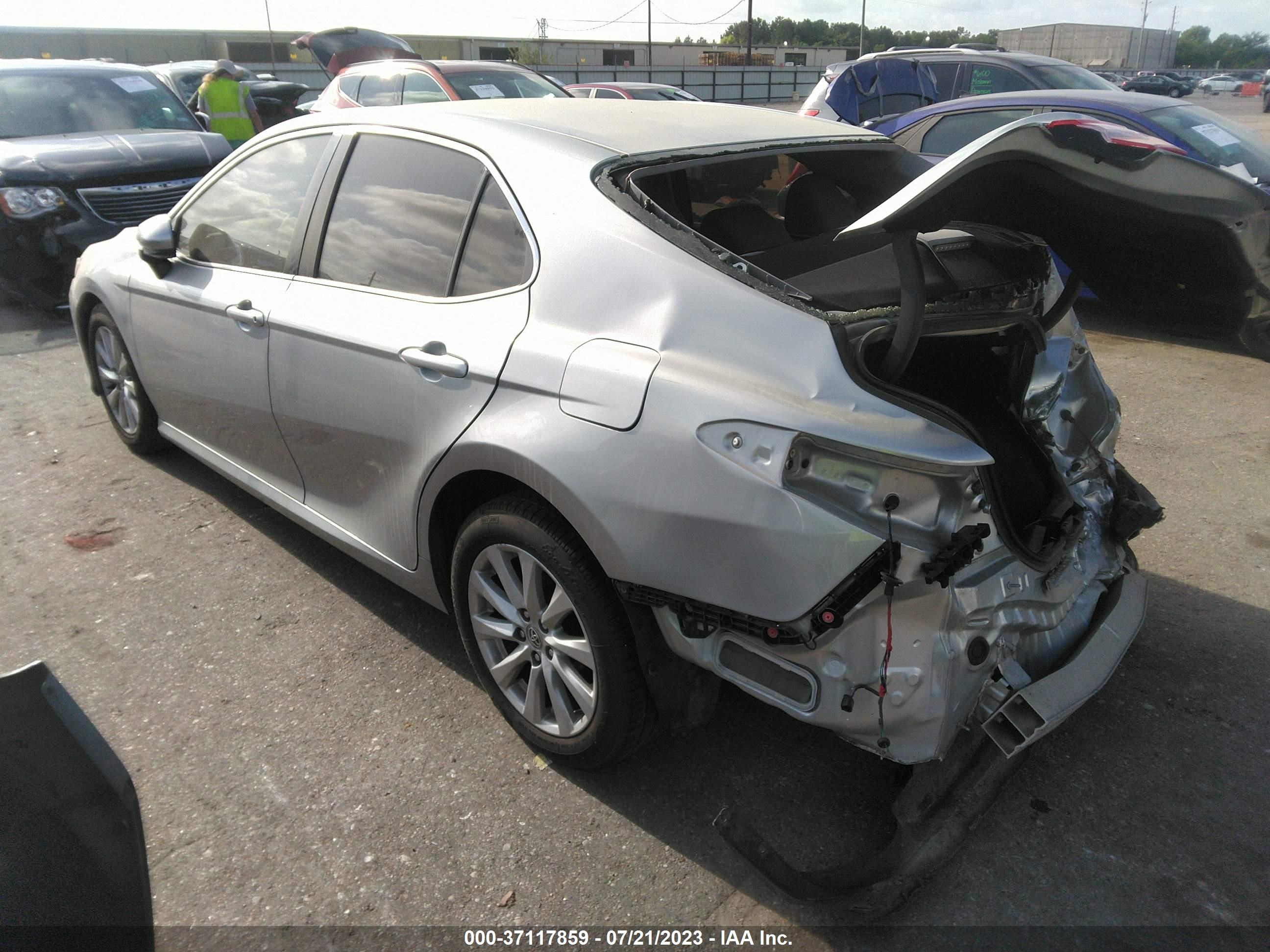 Photo 2 VIN: JTNB11HK0J3019208 - TOYOTA CAMRY 