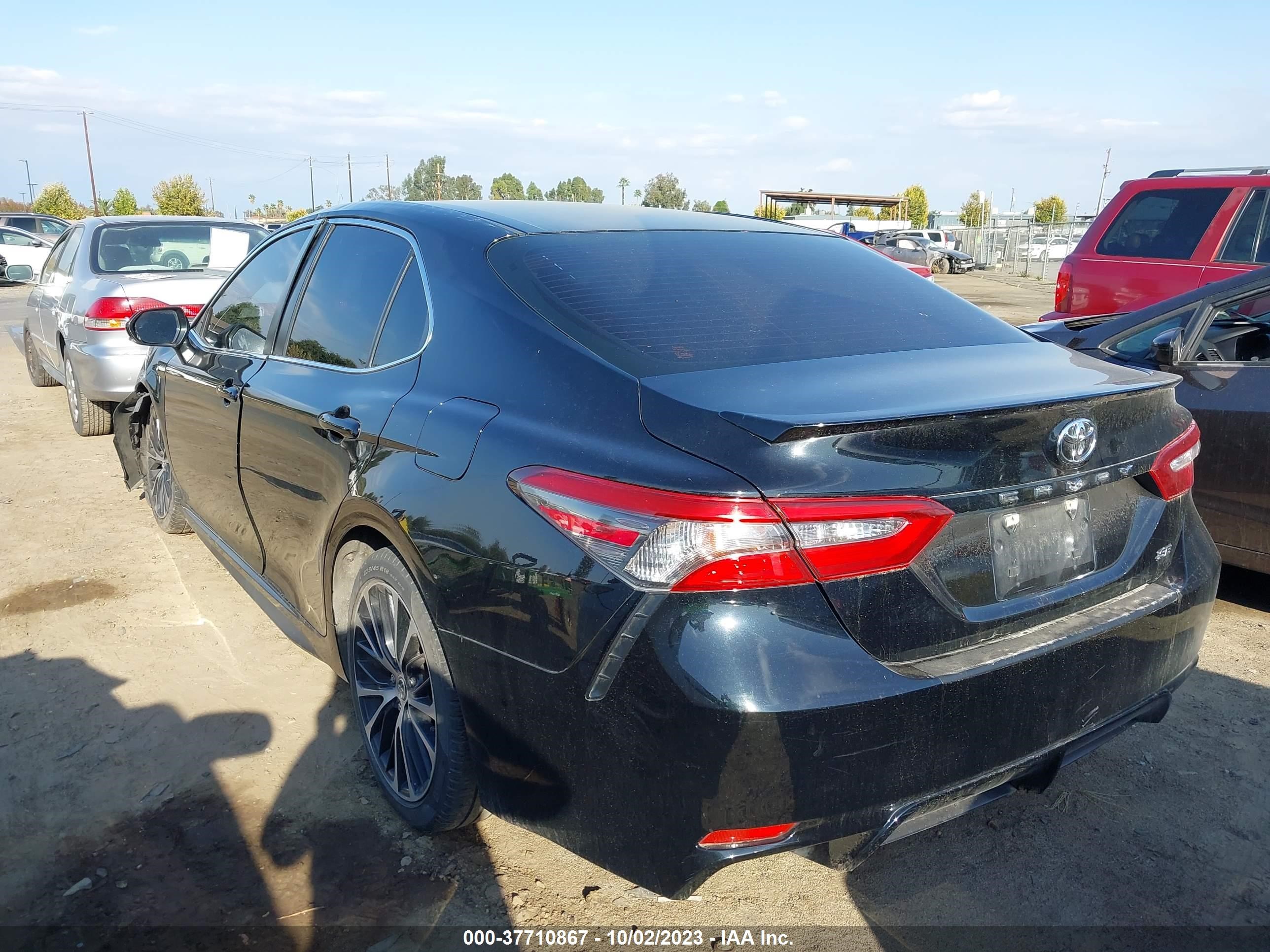 Photo 2 VIN: JTNB11HK0J3054587 - TOYOTA CAMRY 