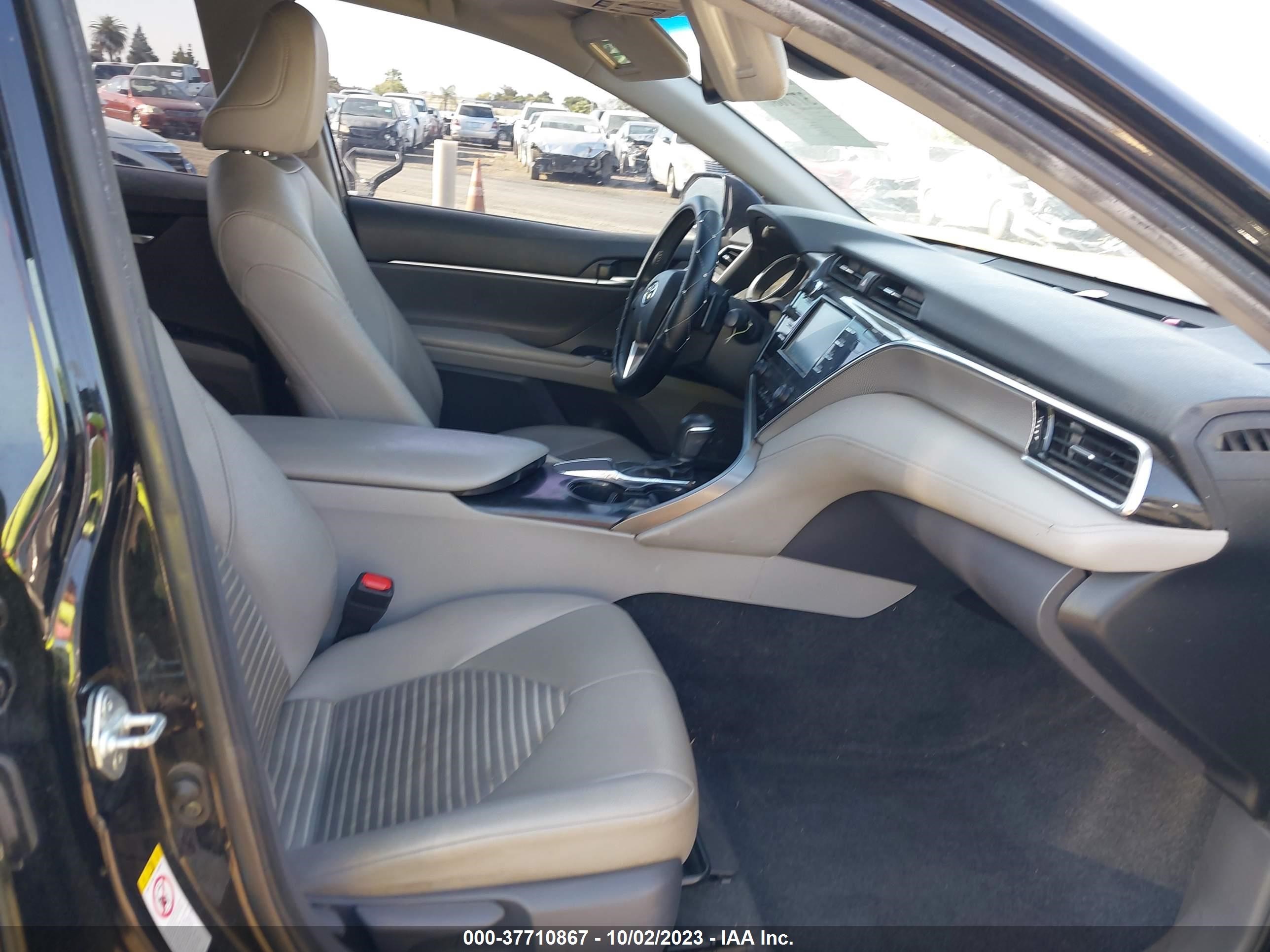 Photo 4 VIN: JTNB11HK0J3054587 - TOYOTA CAMRY 