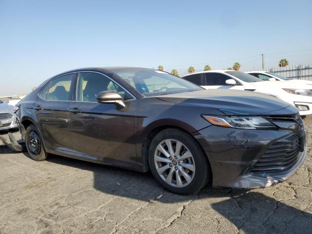 Photo 3 VIN: JTNB11HK0J3067243 - TOYOTA CAMRY L 