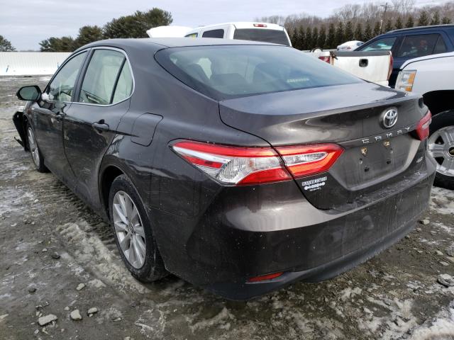 Photo 2 VIN: JTNB11HK1J3000912 - TOYOTA CAMRY L 