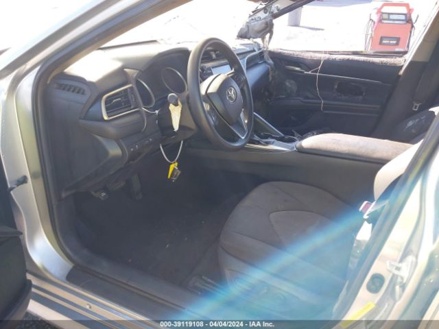 Photo 4 VIN: JTNB11HK1J3010842 - TOYOTA CAMRY 