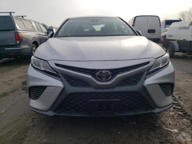 Photo 4 VIN: JTNB11HK1J3023588 - TOYOTA CAMRY L 