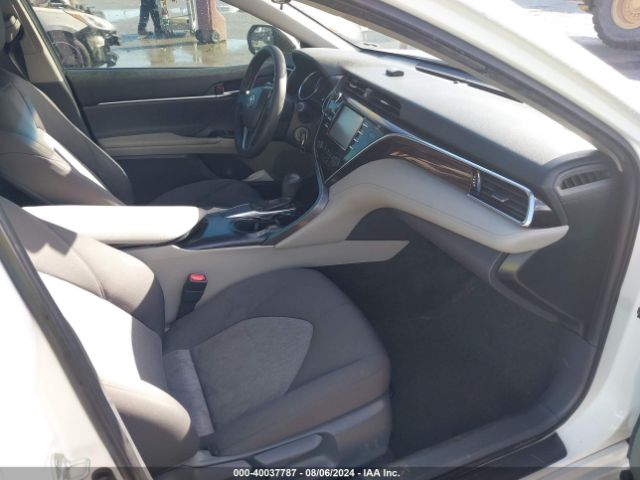 Photo 4 VIN: JTNB11HK1J3031500 - TOYOTA CAMRY 