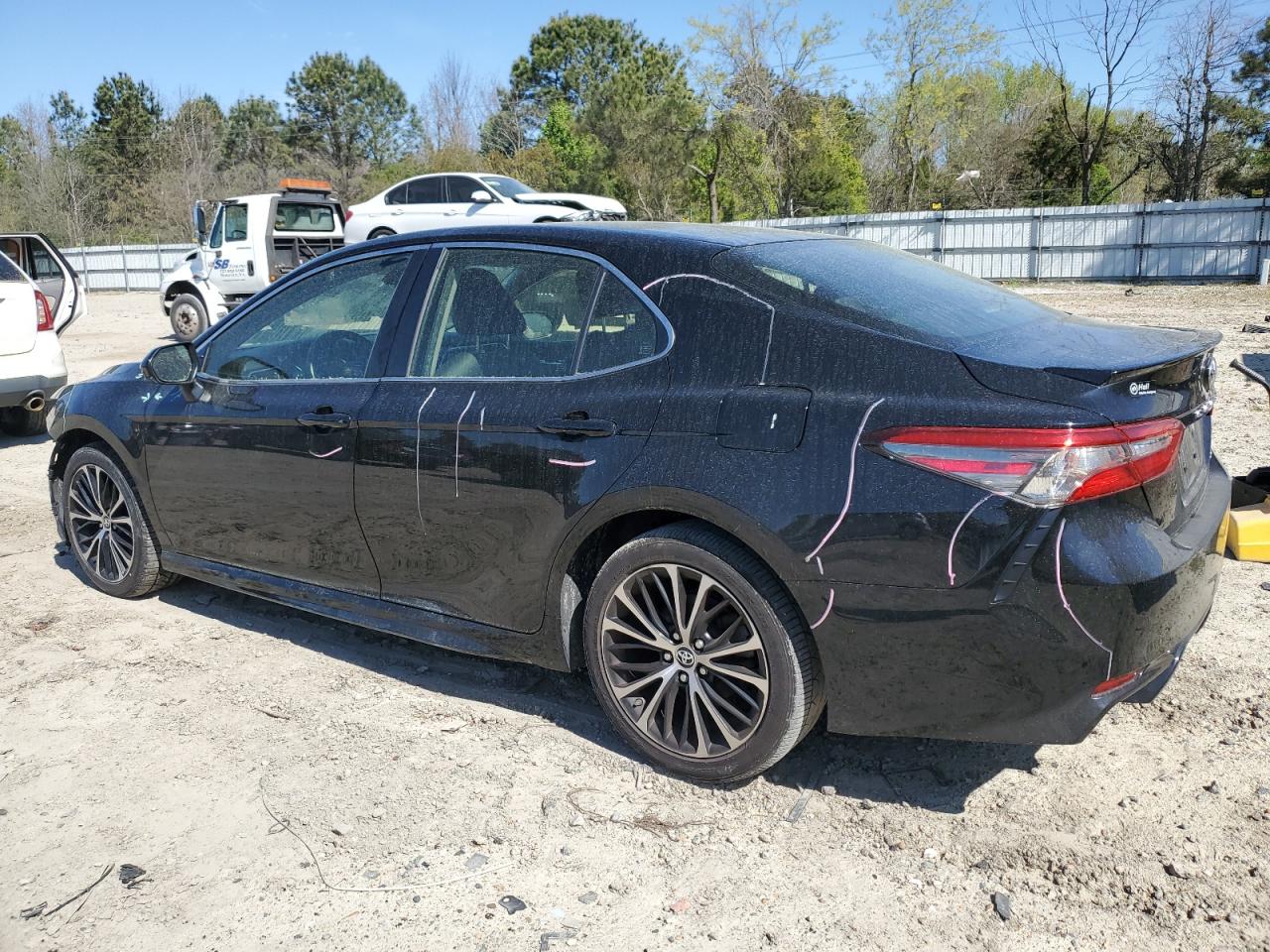 Photo 1 VIN: JTNB11HK1J3037832 - TOYOTA CAMRY 