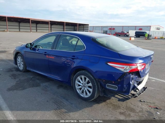 Photo 2 VIN: JTNB11HK1J3047213 - TOYOTA CAMRY 