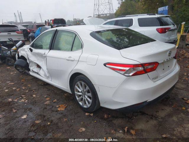 Photo 2 VIN: JTNB11HK2J3003785 - TOYOTA CAMRY 