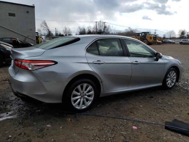 Photo 2 VIN: JTNB11HK2J3012518 - TOYOTA CAMRY 