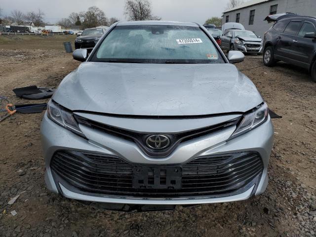 Photo 4 VIN: JTNB11HK2J3012518 - TOYOTA CAMRY 