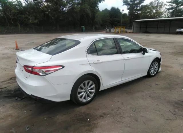 Photo 3 VIN: JTNB11HK2J3018299 - TOYOTA CAMRY 