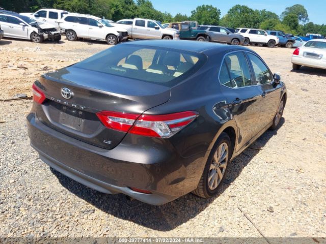 Photo 3 VIN: JTNB11HK2J3043641 - TOYOTA CAMRY 