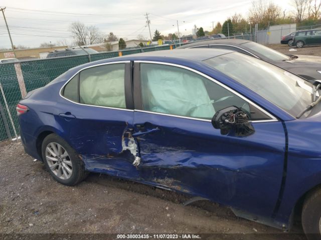 Photo 5 VIN: JTNB11HK2J3046118 - TOYOTA CAMRY 