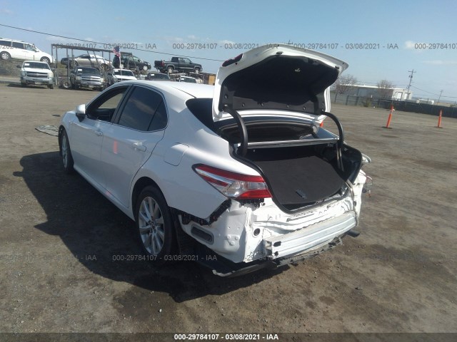 Photo 2 VIN: JTNB11HK2J3049312 - TOYOTA CAMRY 